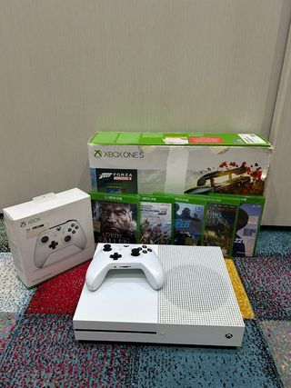 Xbox One S 1TB + 5 Giochi