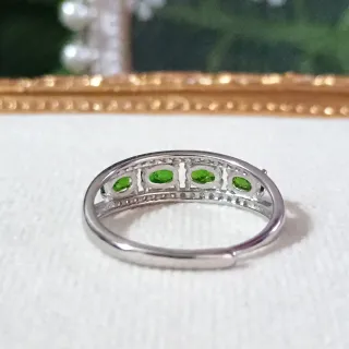 Anillo Diópsido Natural Ajustable