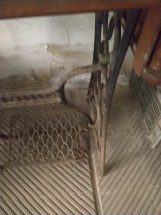 Máquina de coser Singer antigua