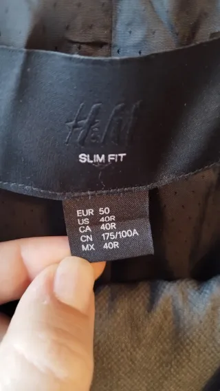 Traje gris hombre completo