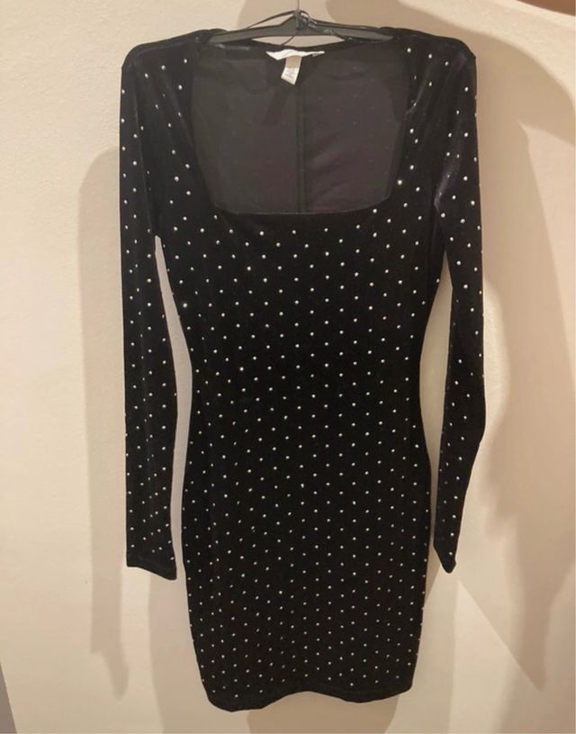 Vestido Terciopelo Negro con Brillantes