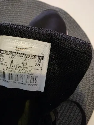 Zapatillas Nike Negras y Blancas