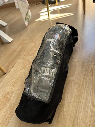 Guantes Boxeo Everlast + Vendas Rojas y Amarillas