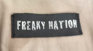 Cazadora de cuero FREAKY NATION L