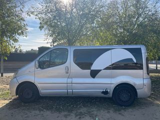 Opel Vivaro 2006