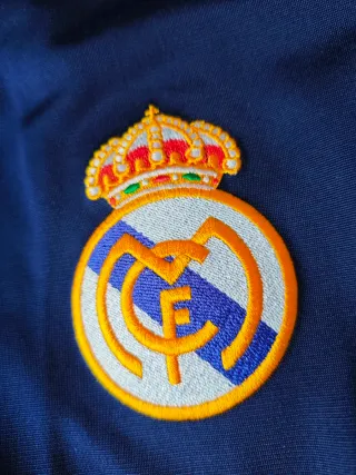 Chaqueta Oficial Real Madrid Adidas Años 2000