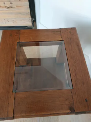 Tavolo ausiliario in legno massello e vetro