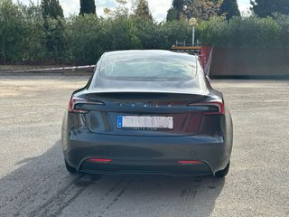 Tesla Model 3 Highland Gris Sigilo