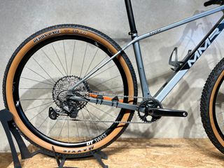 MMR Rakish 00 2022 / Talla M / 29"