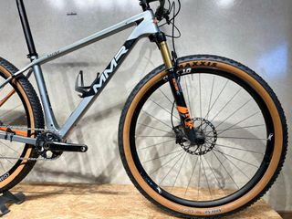 MMR Rakish 00 2022 / Talla M / 29"