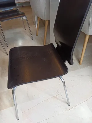 Juego de mesa comedor y 4 sillas