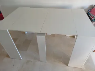 Juego de mesa comedor y 4 sillas