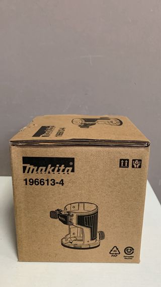 Base Recta Makita RT0700C