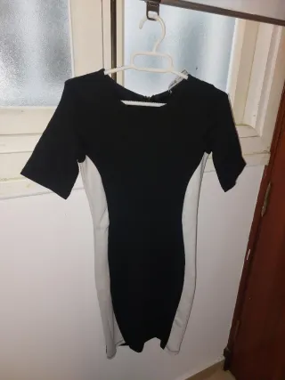 Vestido negro y blanco