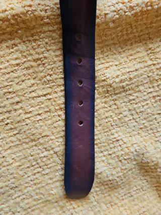 Cinturón de cuero marrón