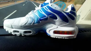 Zapatillas Nike Air Max Tns Azul y Blanco