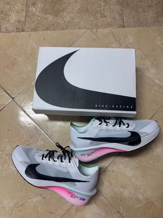 Nike ZoomX Vaporfly Next% 4