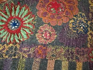 Chal grande estampado floral vibrante