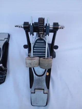 !OCASIÓN! Pedal Doble Bombo Batería Platin.