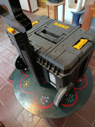 Carro de herramientas DeWalt