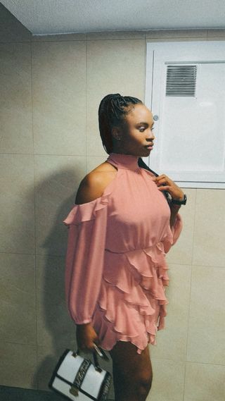 Vestido Zara rosa volantes