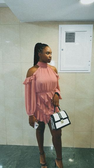 Vestido Zara rosa volantes