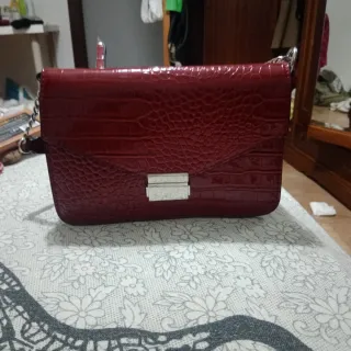Bolso de fiesta rojo