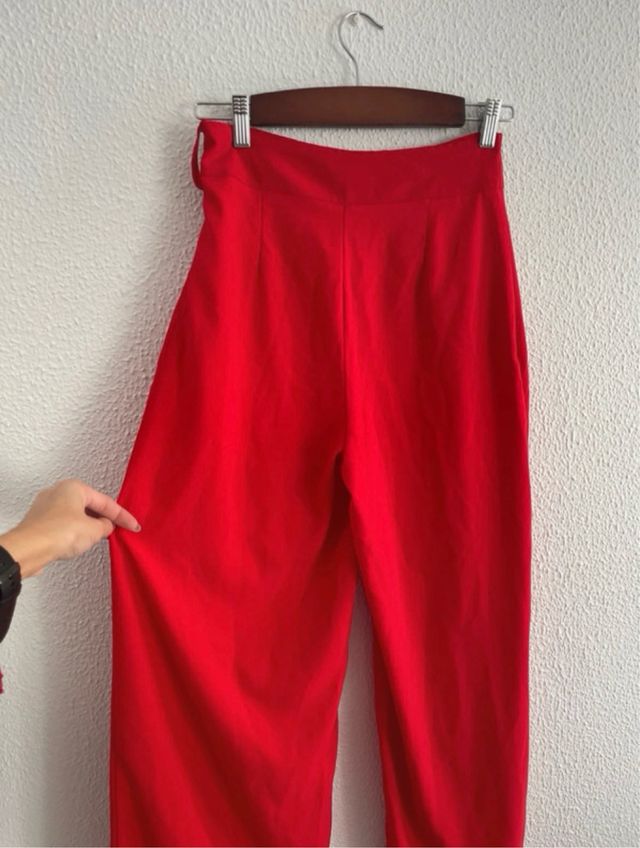 Pantalón rojo elegante ancho nuevo