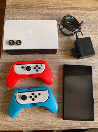 Nintendo Switch OLED Blanca + Accesorios