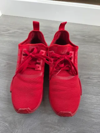 Adidas NMD Talla 43 1/3 Roja