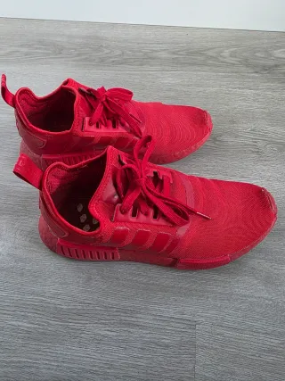 Adidas NMD Talla 43 1/3 Roja