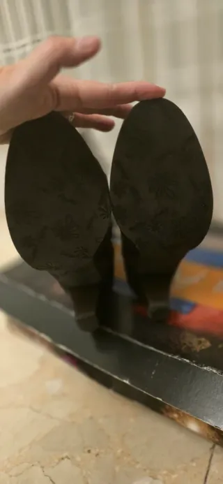 Botas tacón piel marrón oscuro talla 35