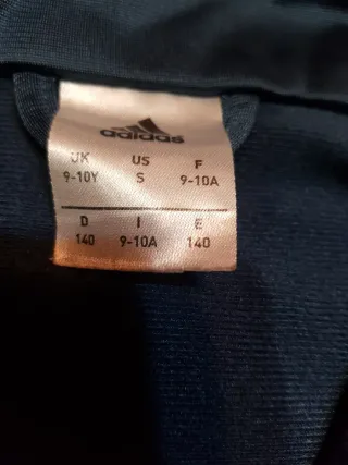 Chaqueta Adidas 9-10 años