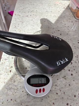 Sillín FIZIK Argo Vento 00 140mm