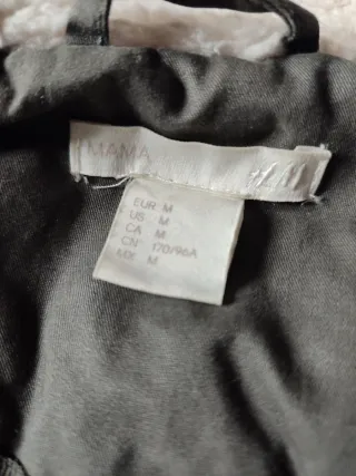 Chaquetón premamá verde con capucha