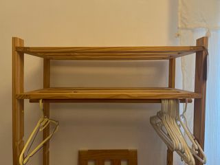 Armario & Estantería de madera para ropa