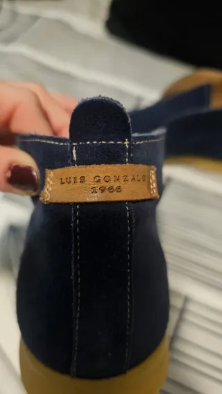 Botines ante azul marino Luís Gonzalo