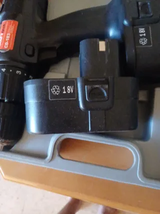 Taladro a batería Kraft Tech CD-183