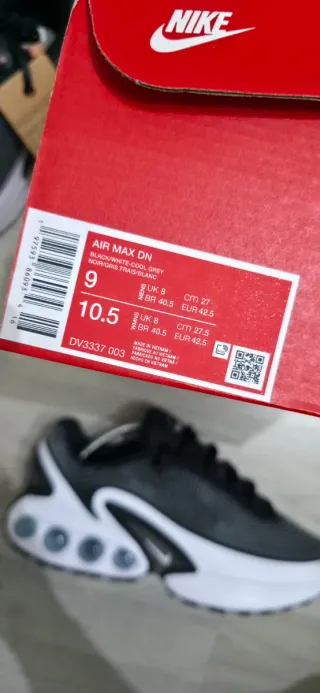 Nike Air Max DN Negro Blanco