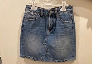 Falda vaquera corta