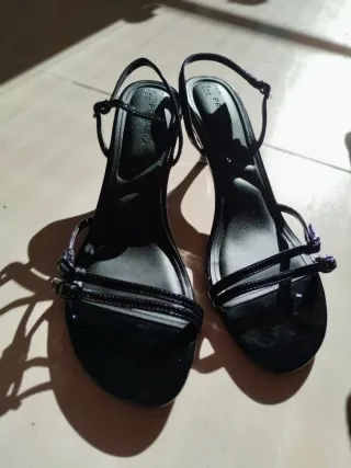 Tacones negros Primark