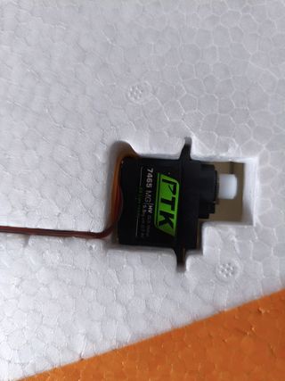 Avión rc ala volante