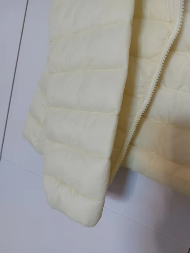 Abrigo amarillo talla S nuevo