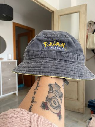 Sombrero bucket Pokémon original gris para colecci