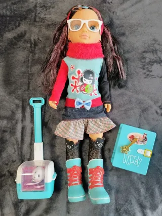 Nancy Tokio Muñeca con Accesorios