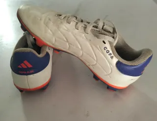 Botas de fútbol/rugby césped artificial talla 34