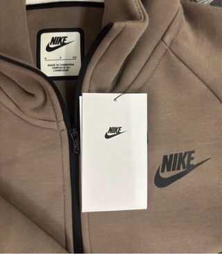 Sudadera Nike Tech Fleece Marrón totalmente nueva