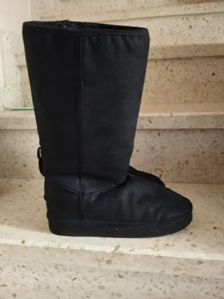 Botas altas negras