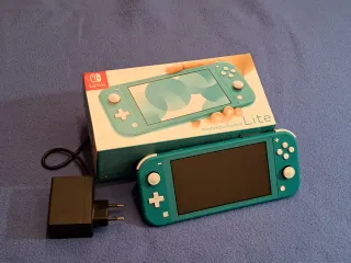 Nintendo Switch Lite Turchese