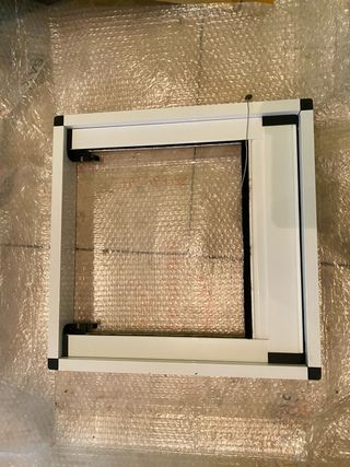 Ventana Mosquitera Blanca